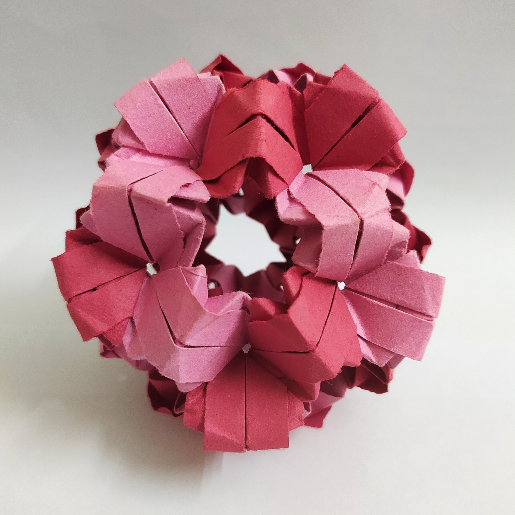 Origami CLO Kusudama - Isa Klein
